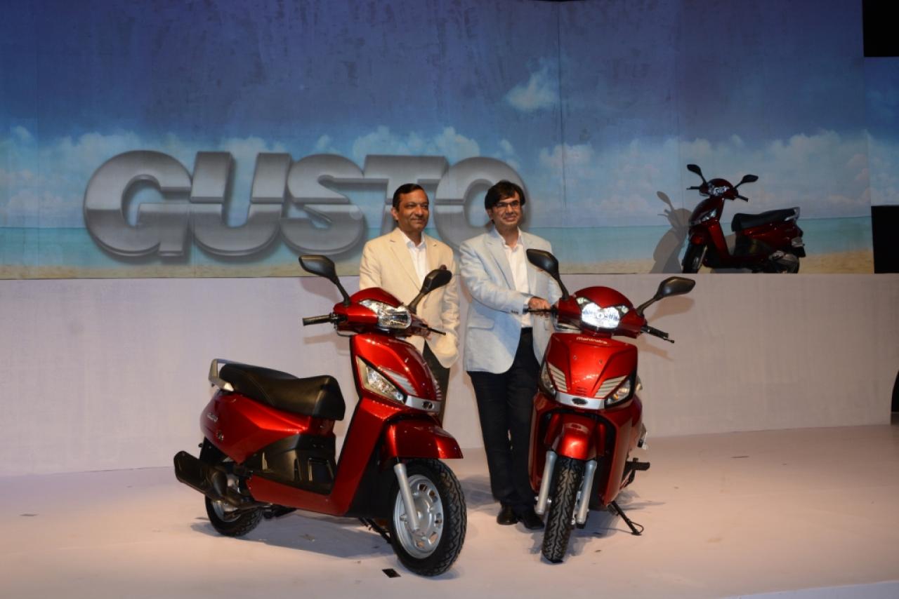 Mahindra gusto scooty on road online price